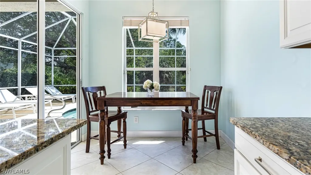 6030 Highwood Park Lane Naples FL 34110