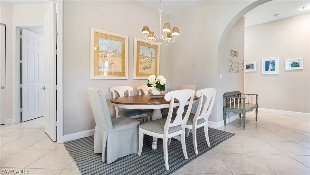 6030 Highwood Park Lane Naples FL 34110
