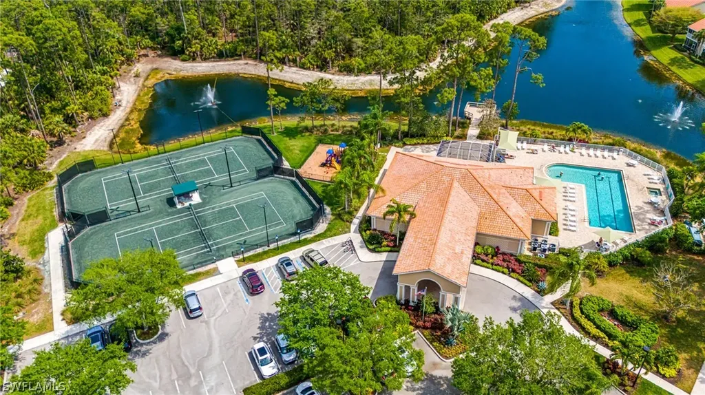6030 Highwood Park Lane Naples FL 34110