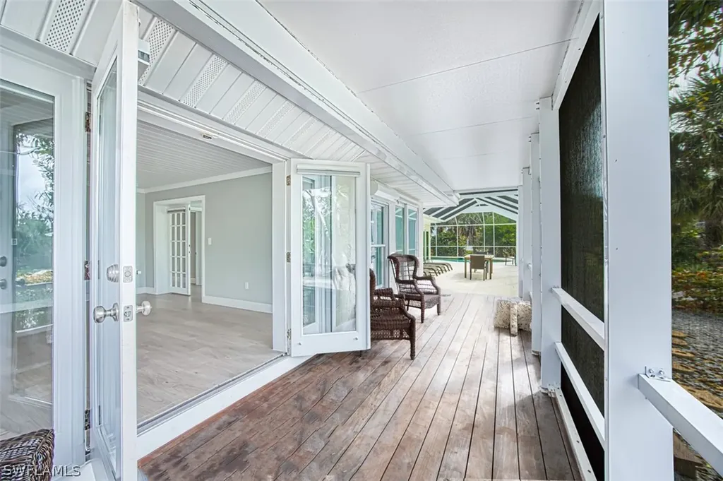 9470 Balsa Court Sanibel FL 33957