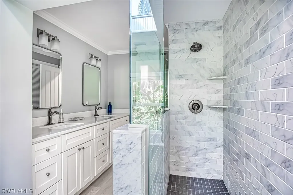 9470 Balsa Court Sanibel FL 33957