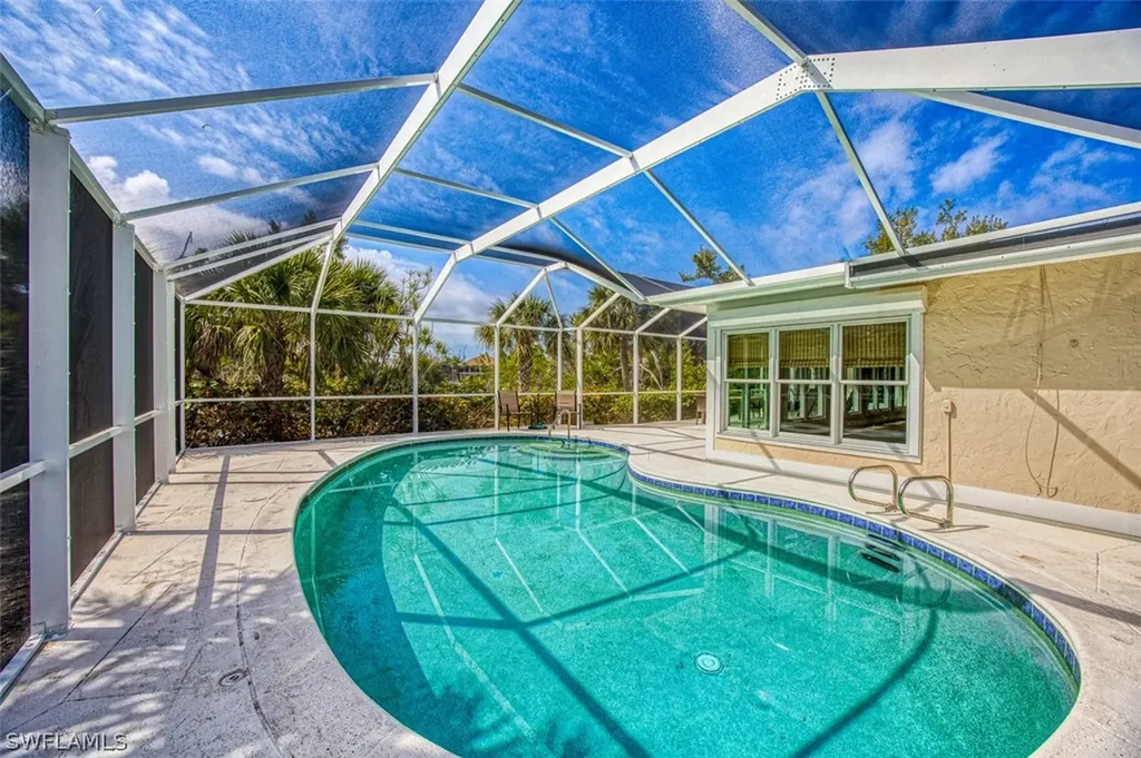 9470 Balsa Court Sanibel FL 33957