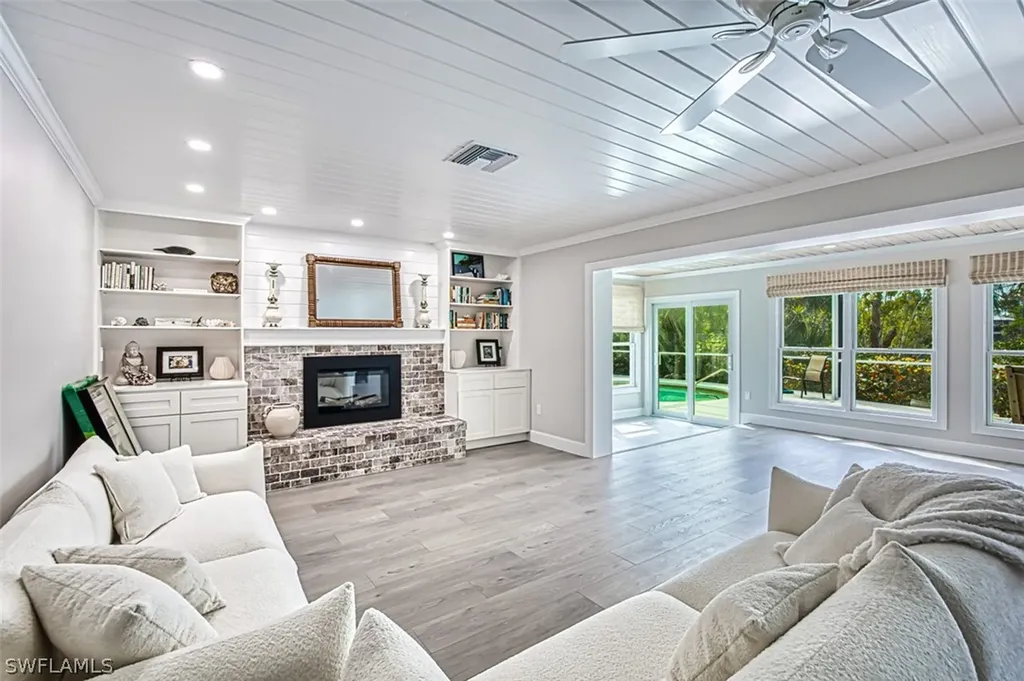 9470 Balsa Court Sanibel FL 33957