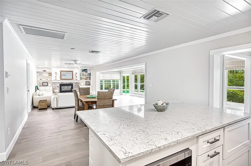 9470 Balsa Court Sanibel FL 33957