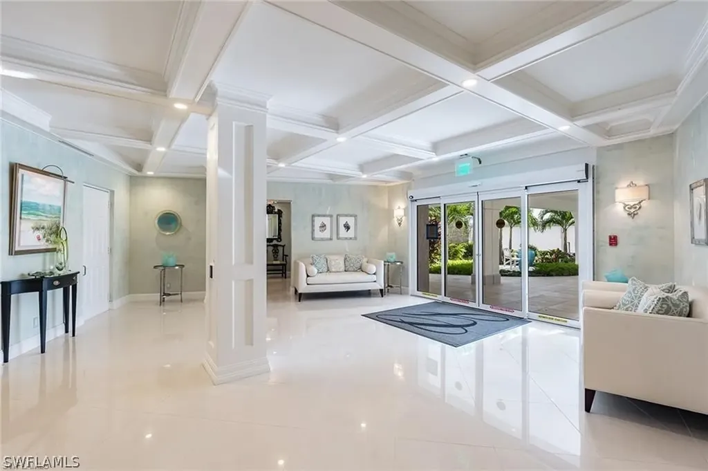 2777 Gulf Shore Boulevard N Naples FL 34103