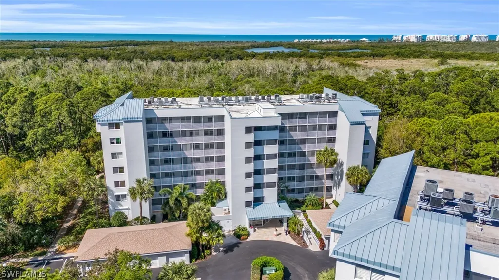 Naples FL, 270 Naples Cove Drive, Unit 3605