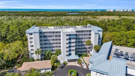 270 Naples Cove Drive Naples FL 34110