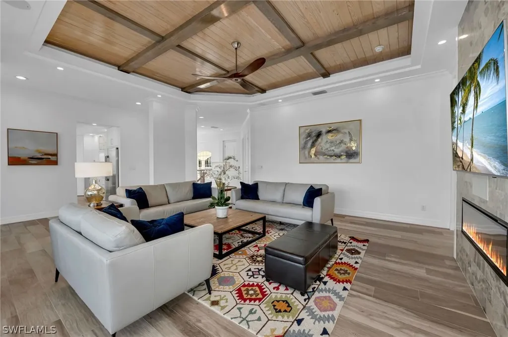 2392 Terra Verde Lane Naples FL 34105