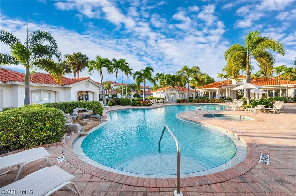 2392 Terra Verde Lane Naples FL 34105