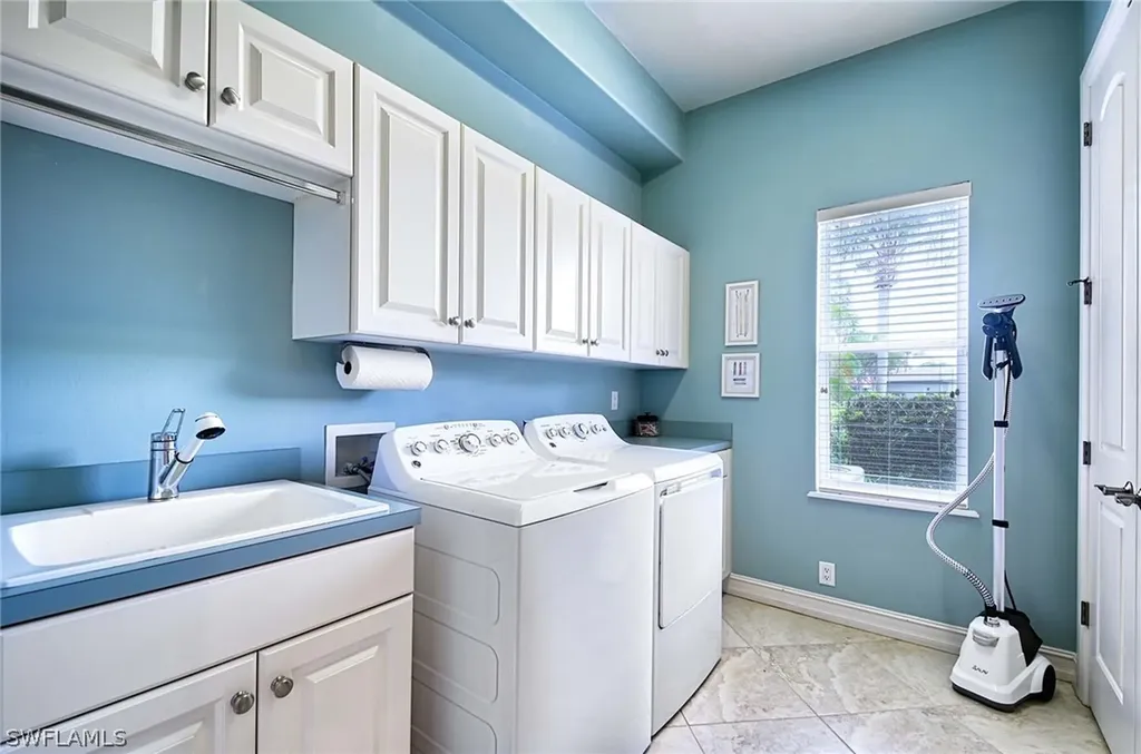 2943 Mona Lisa Boulevard Naples FL 34119