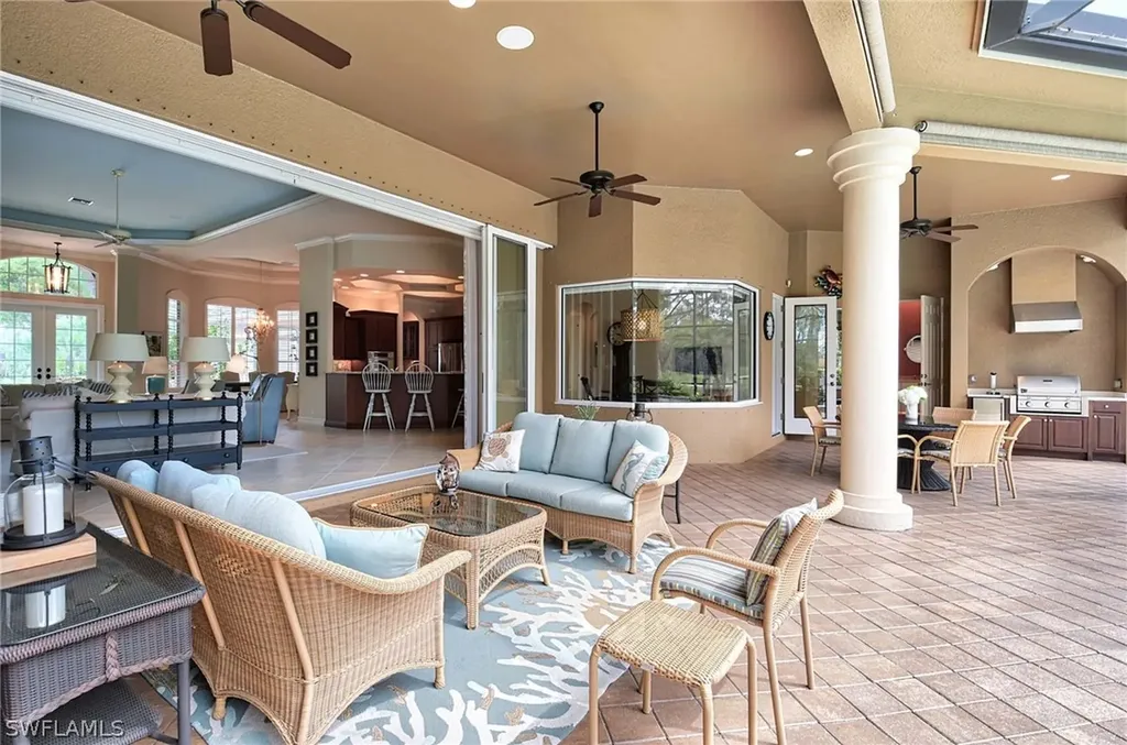 2943 Mona Lisa Boulevard Naples FL 34119