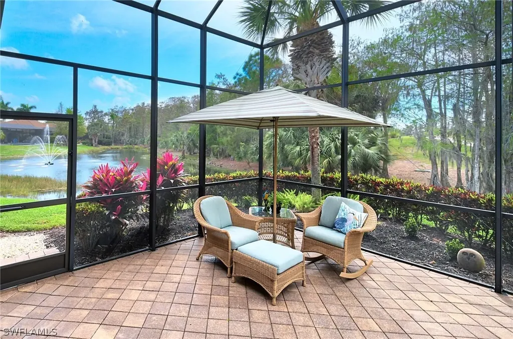 2943 Mona Lisa Boulevard Naples FL 34119