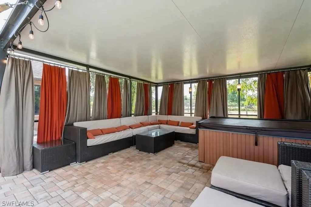 6670 Pangola Road Fort Myers FL 33905