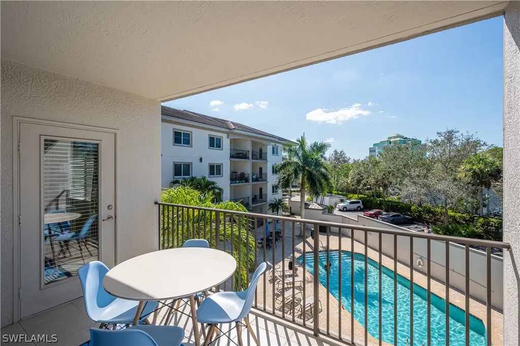 1100 Pine Ridge Road Naples FL 34108