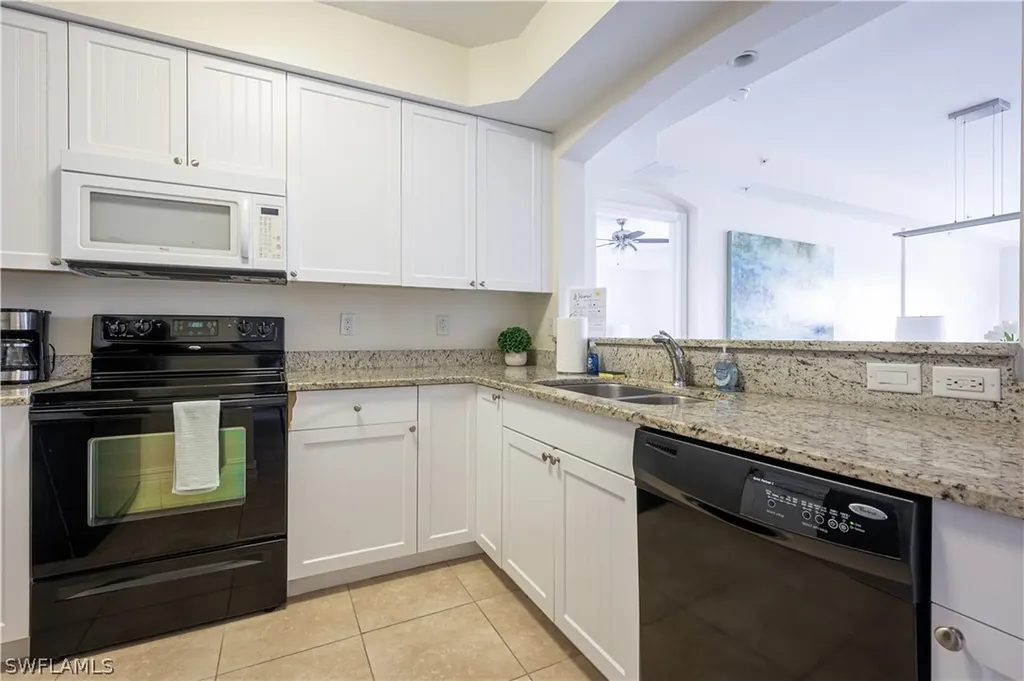 1100 Pine Ridge Road Naples FL 34108