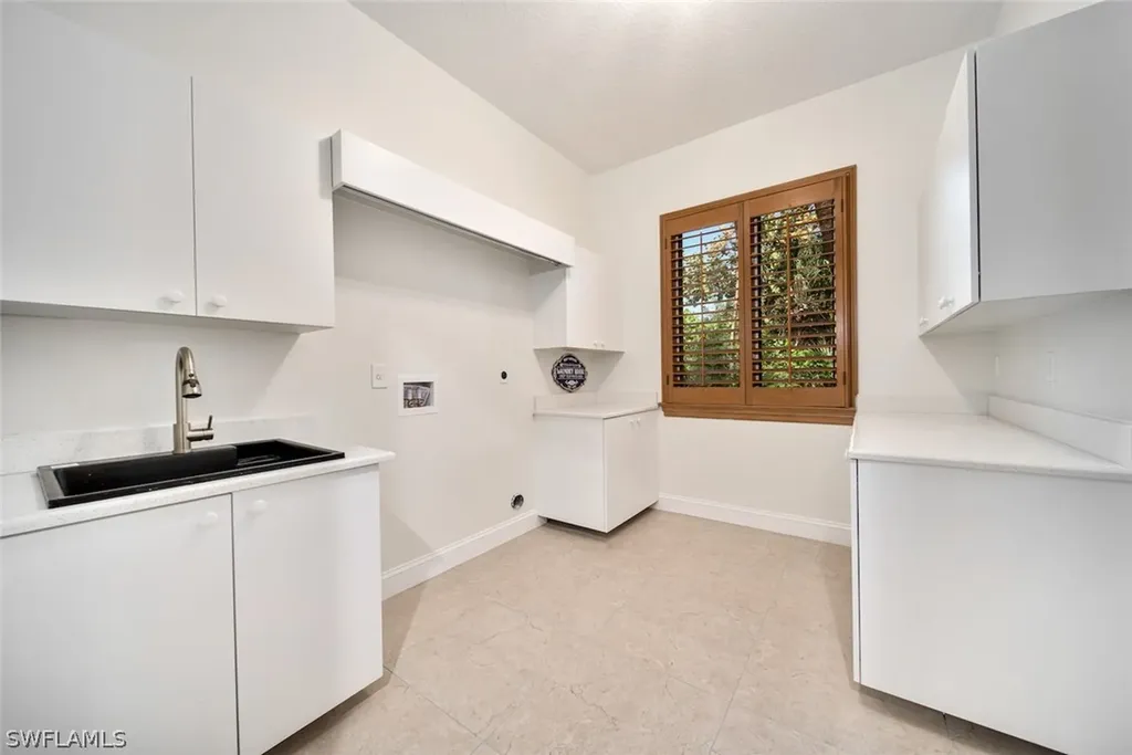 2474 Wulfert Road Sanibel FL 33957