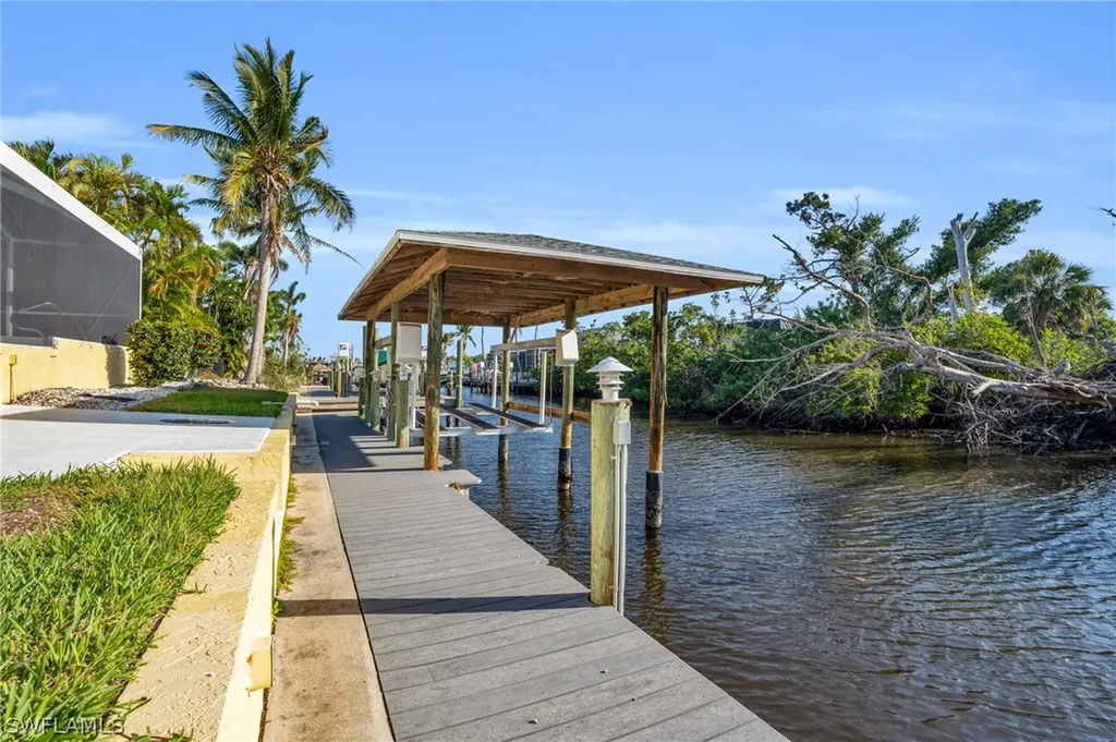 3278 York Road St. James City FL 33956