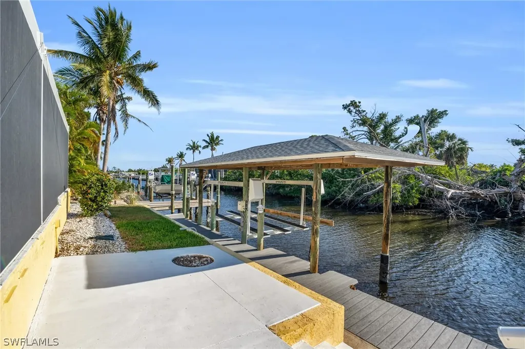 3278 York Road St. James City FL 33956