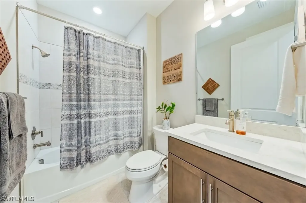 6828 Winding Cypress Drive Naples FL 34114