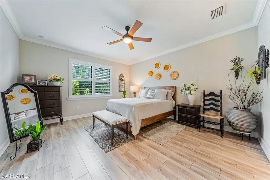6828 Winding Cypress Drive Naples FL 34114
