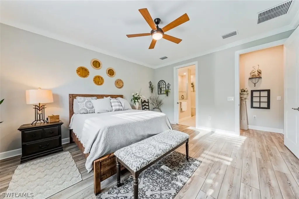 6828 Winding Cypress Drive Naples FL 34114
