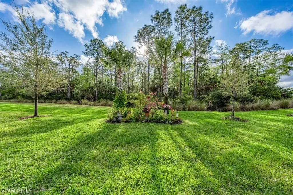 6828 Winding Cypress Drive Naples FL 34114