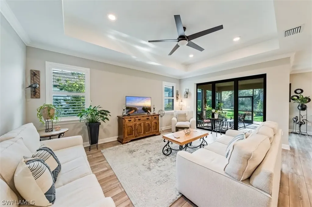 6828 Winding Cypress Drive Naples FL 34114