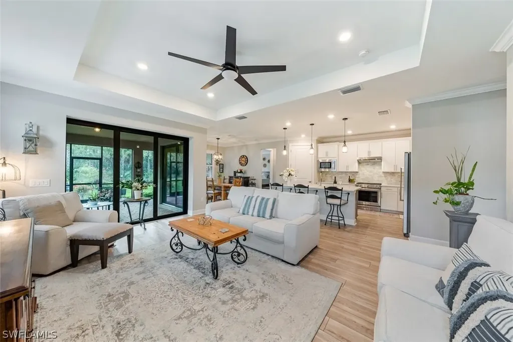 6828 Winding Cypress Drive Naples FL 34114