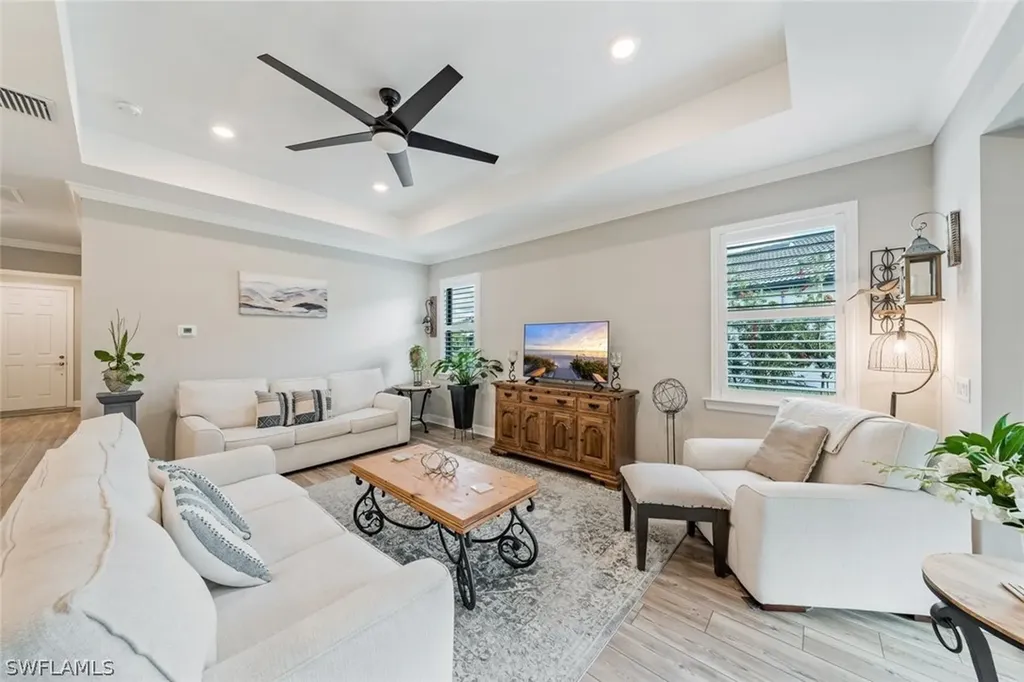 6828 Winding Cypress Drive Naples FL 34114
