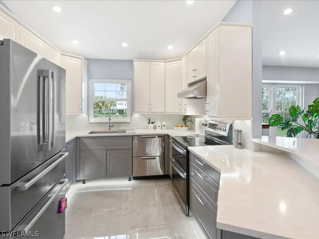 220 39th Avenue NW Naples FL 34120