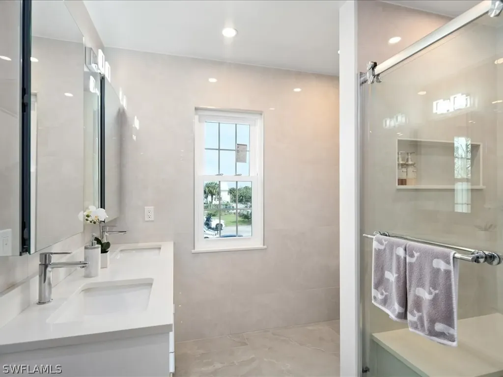 220 39th Avenue NW Naples FL 34120
