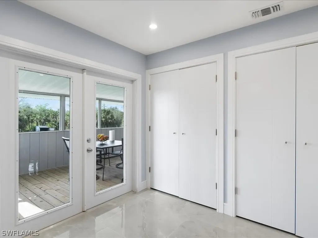 220 39th Avenue NW Naples FL 34120