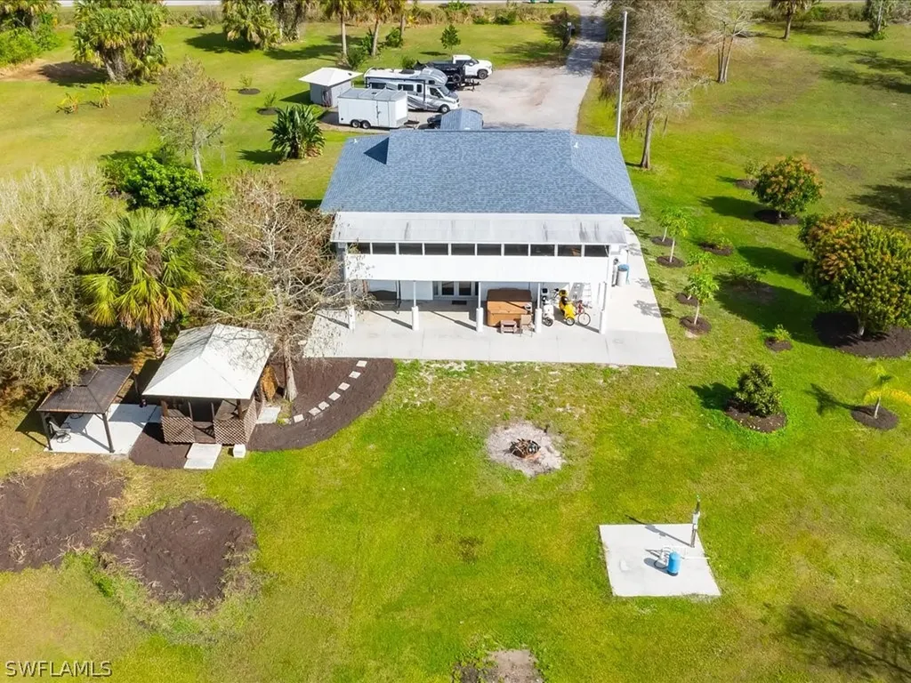 220 39th Avenue NW Naples FL 34120
