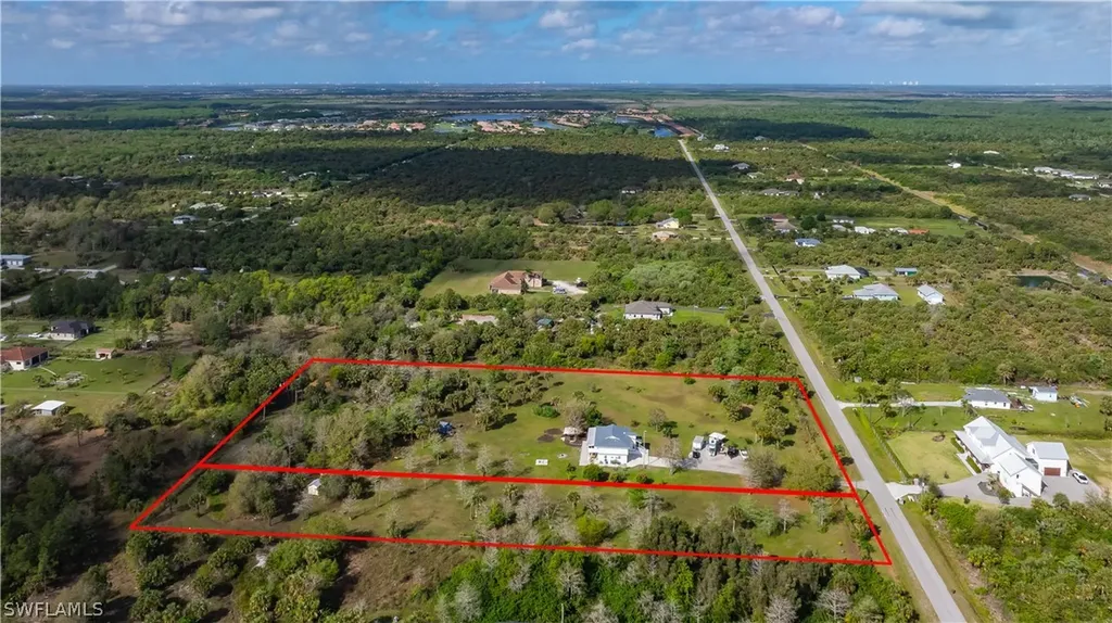 220 39th Avenue NW Naples FL 34120