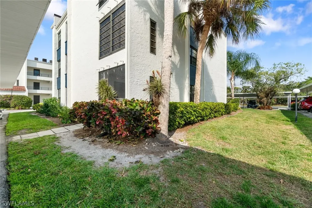 3605 Boca Ciega Drive Naples FL 34112