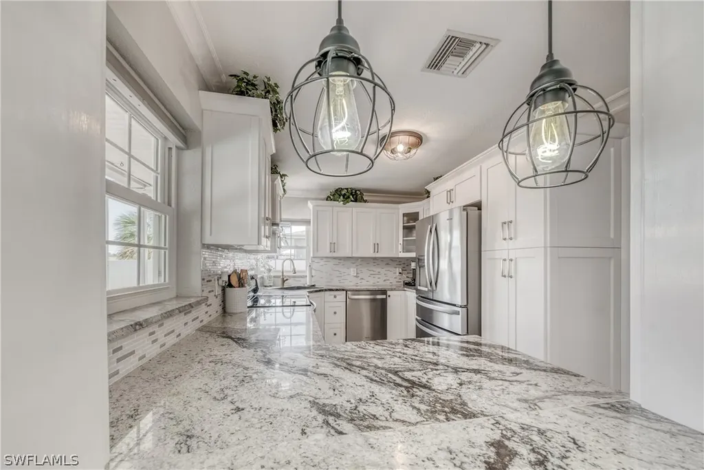 813 N Barfield Drive Marco Island FL 34145