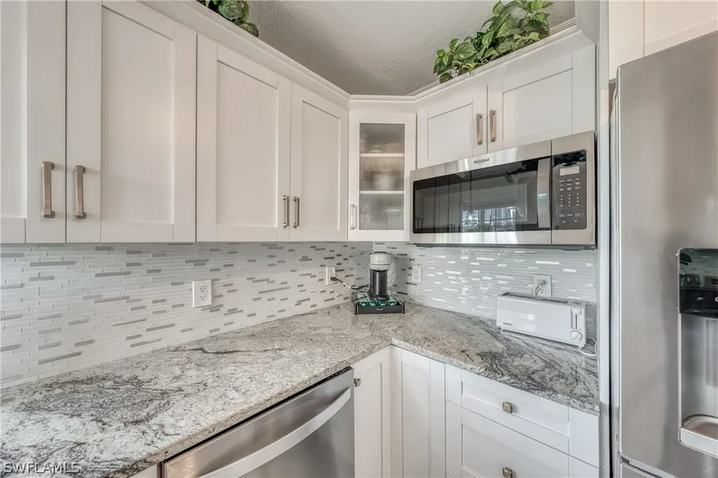813 N Barfield Drive Marco Island FL 34145