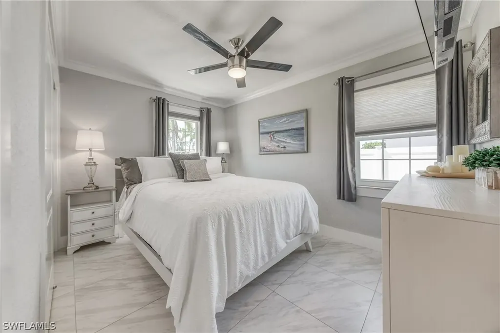 813 N Barfield Drive Marco Island FL 34145