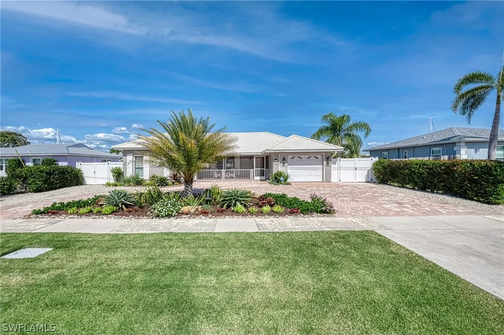813 N Barfield Drive Marco Island FL 34145