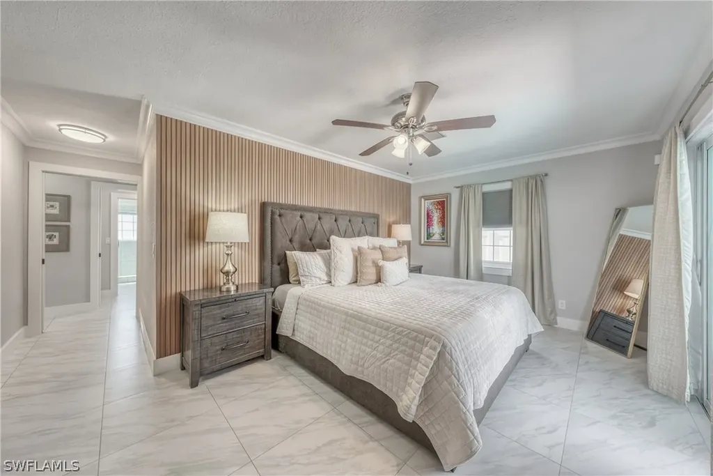 813 N Barfield Drive Marco Island FL 34145