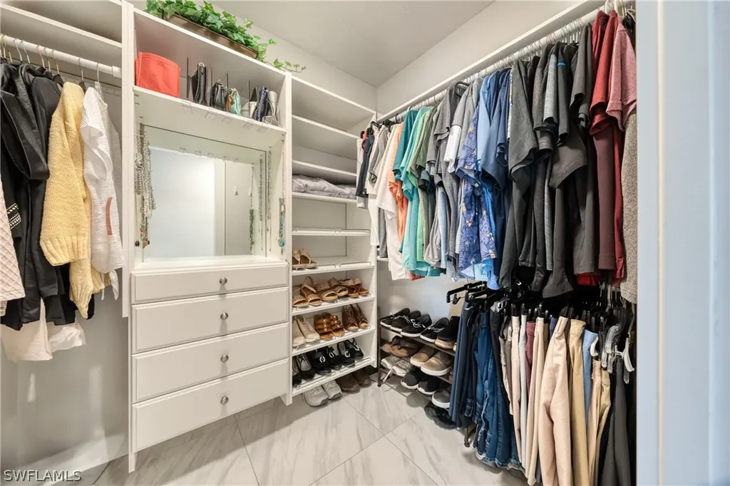 813 N Barfield Drive Marco Island FL 34145