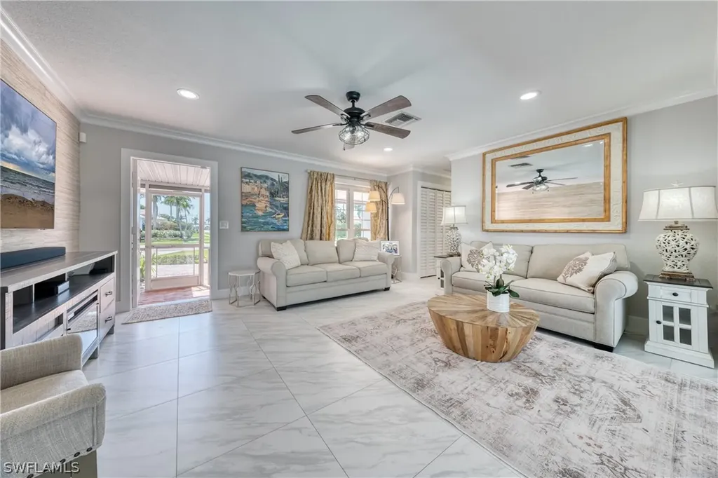 813 N Barfield Drive Marco Island FL 34145