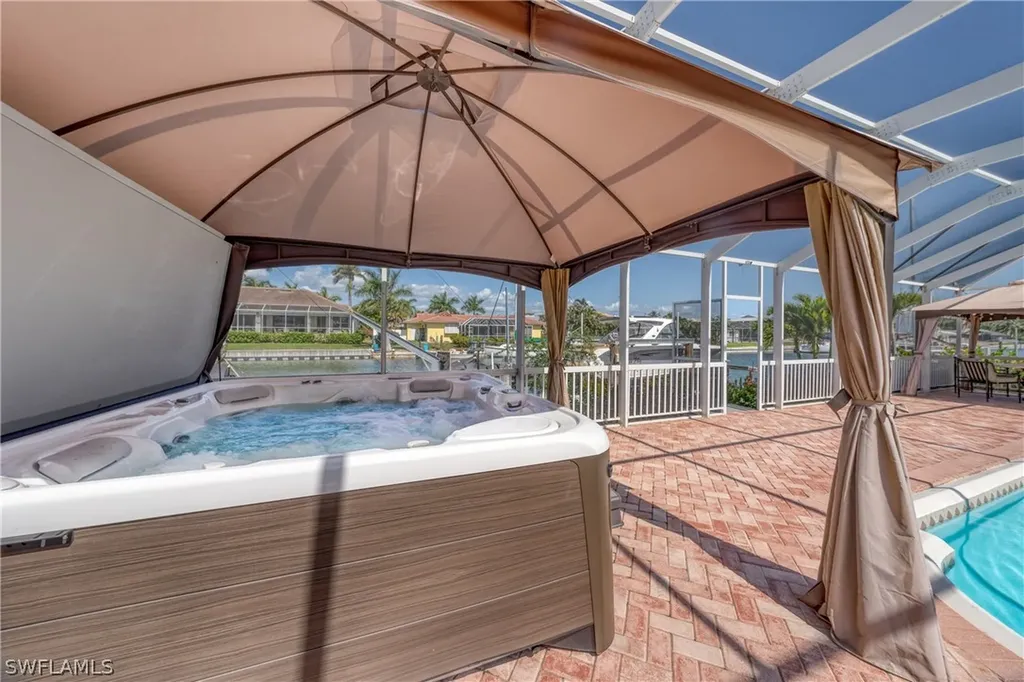 813 N Barfield Drive Marco Island FL 34145