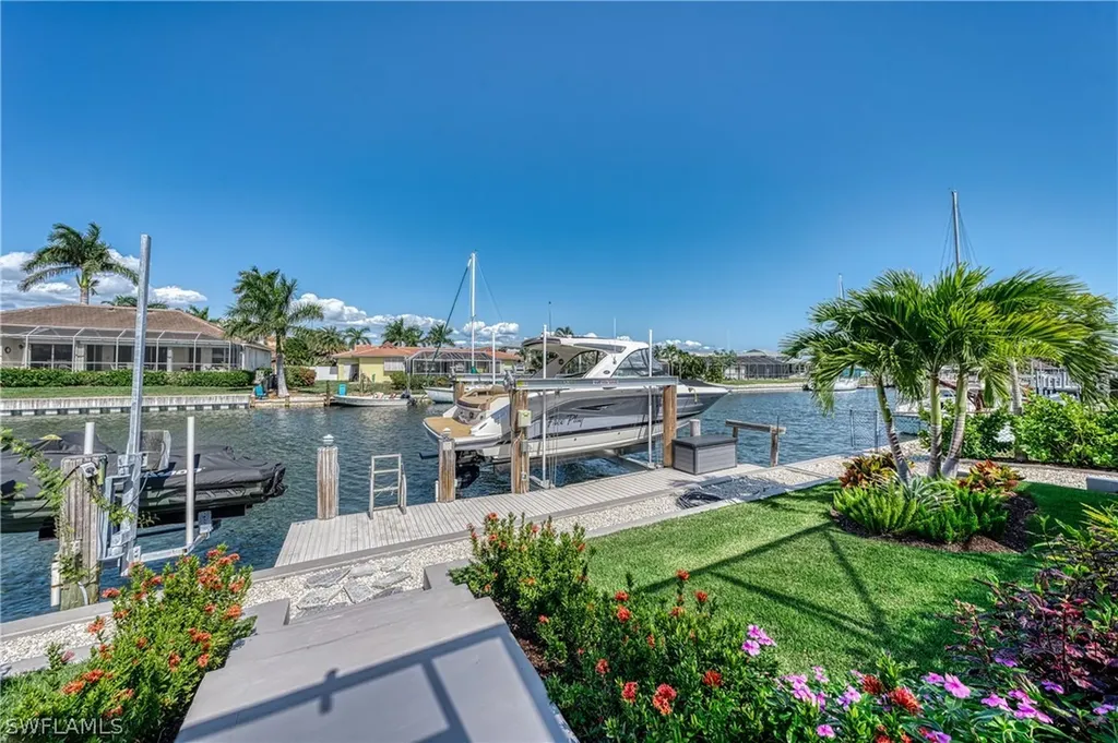 813 N Barfield Drive Marco Island FL 34145