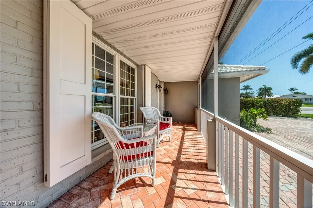 813 N Barfield Drive Marco Island FL 34145