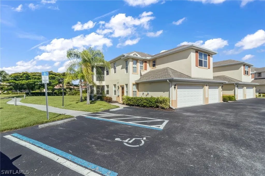 4203 Liron Avenue Fort Myers FL 33916