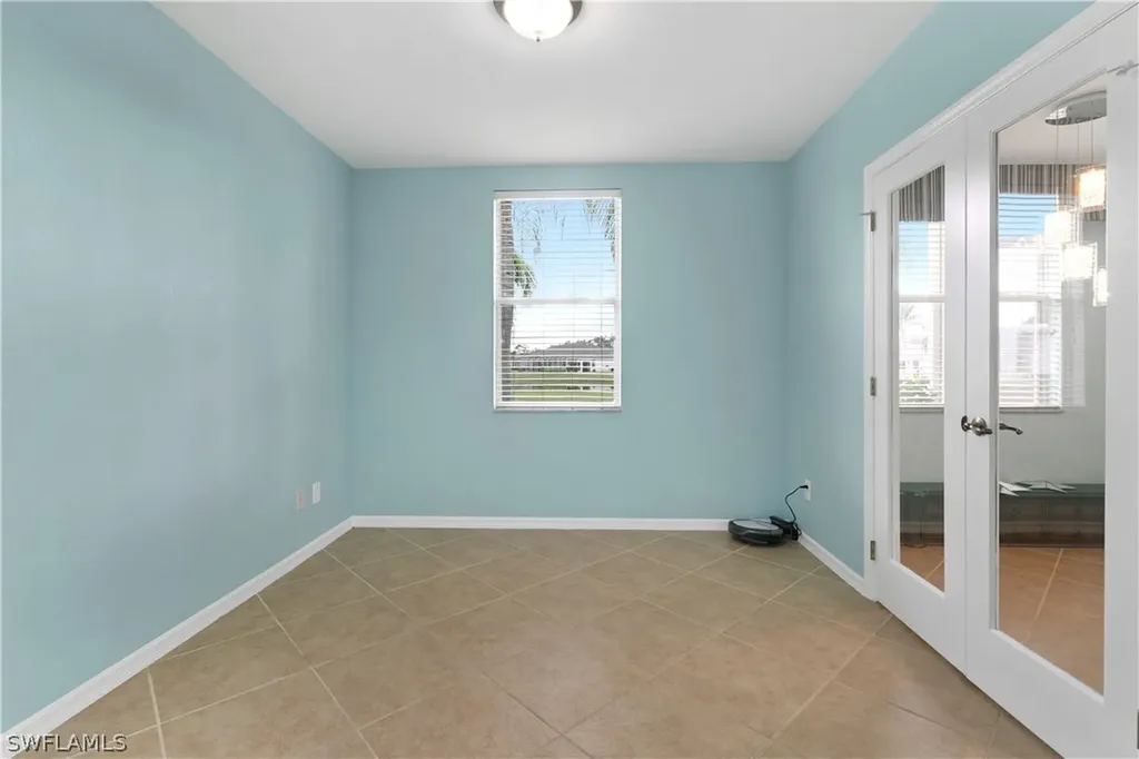 4203 Liron Avenue Fort Myers FL 33916