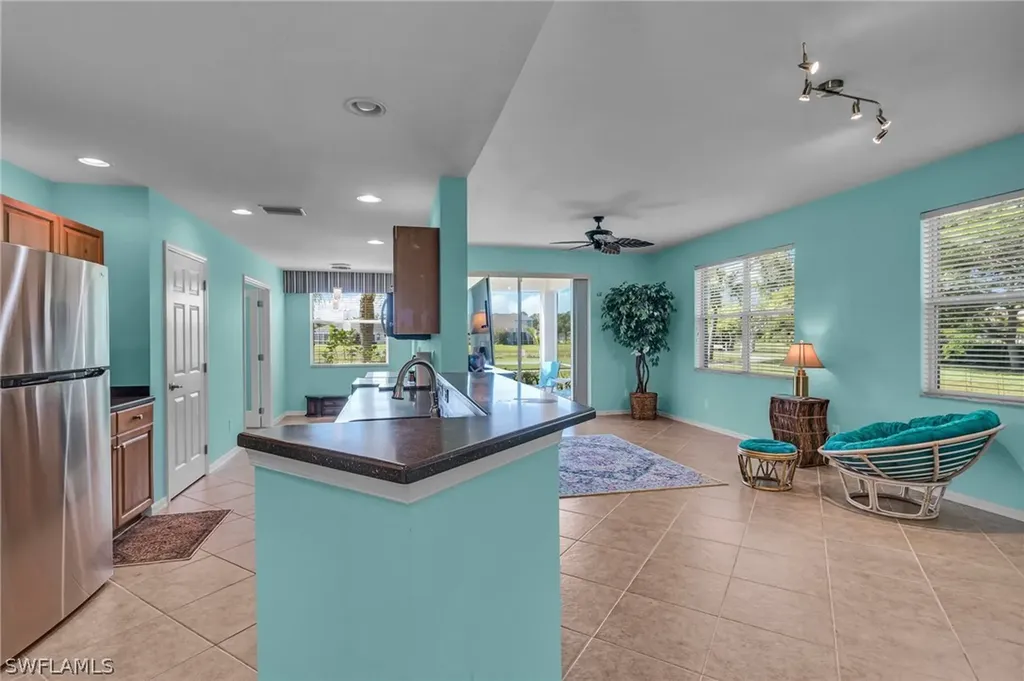 4203 Liron Avenue Fort Myers FL 33916