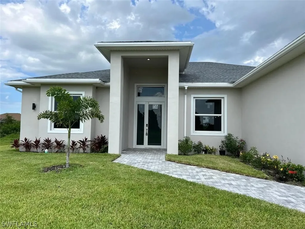 1101 NW 3rd Place Cape Coral FL 33993