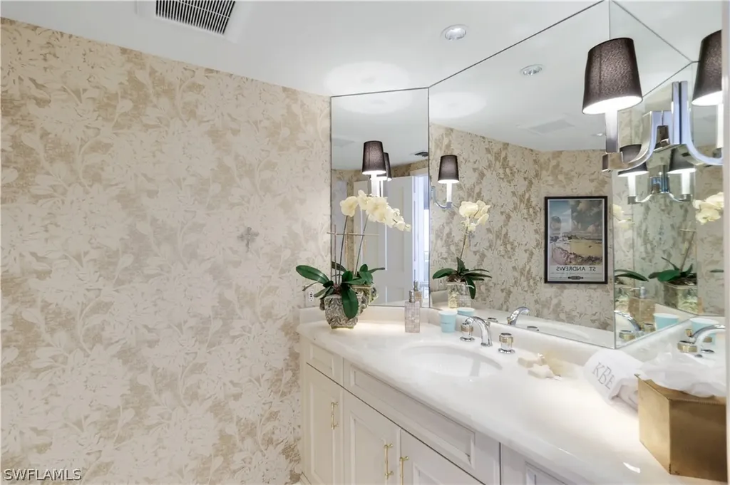 8231 Bay Colony Drive Naples FL 34108